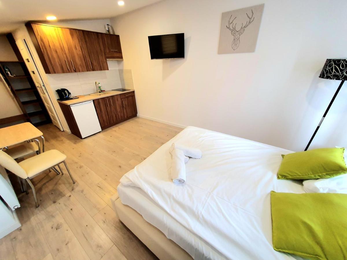 Prestige Apartament アウグストゥフ エクステリア 写真