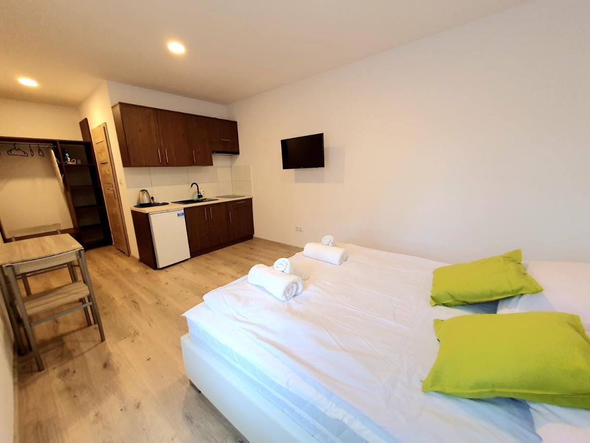 Prestige Apartament アウグストゥフ エクステリア 写真