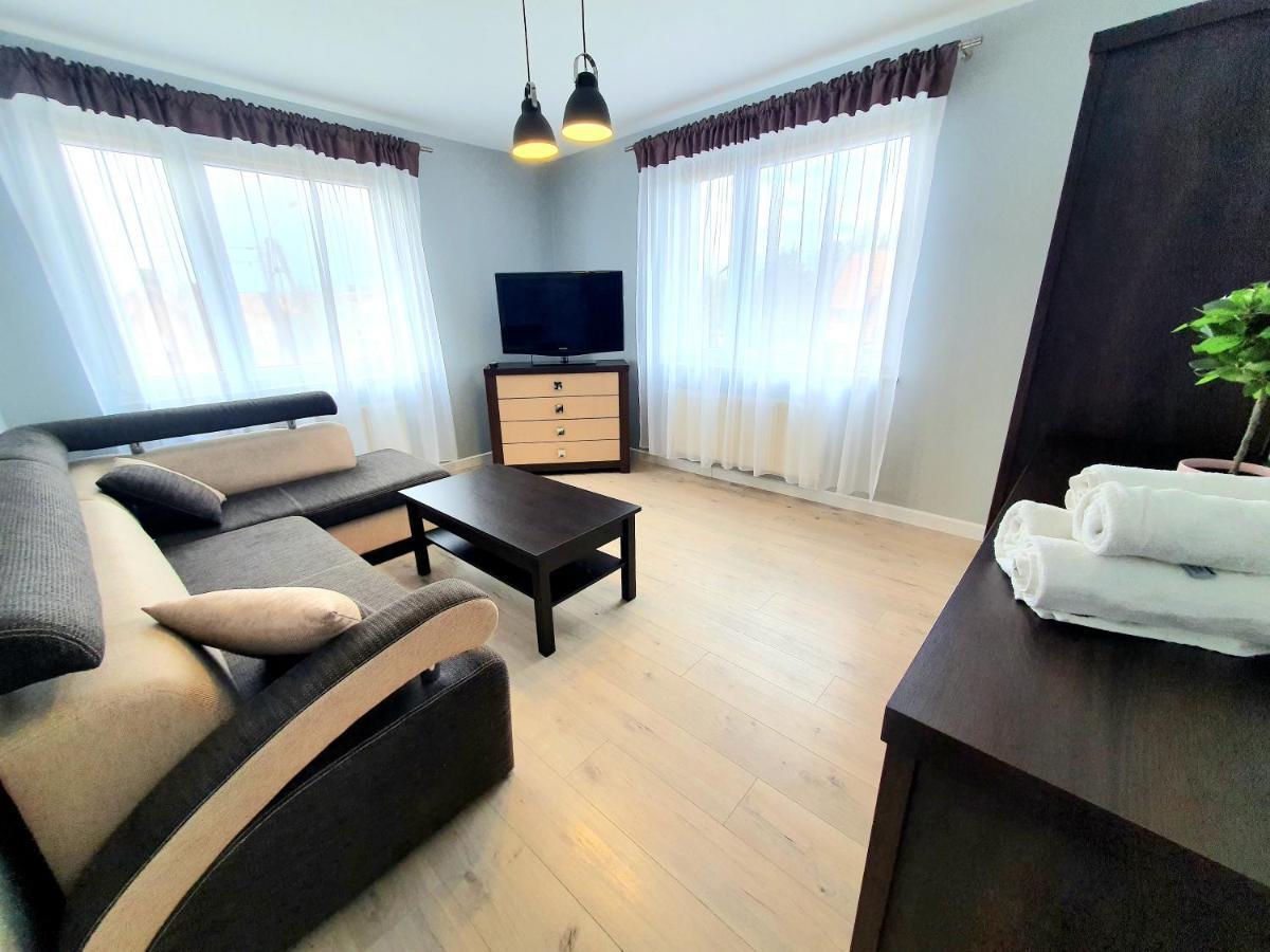 Prestige Apartament アウグストゥフ エクステリア 写真